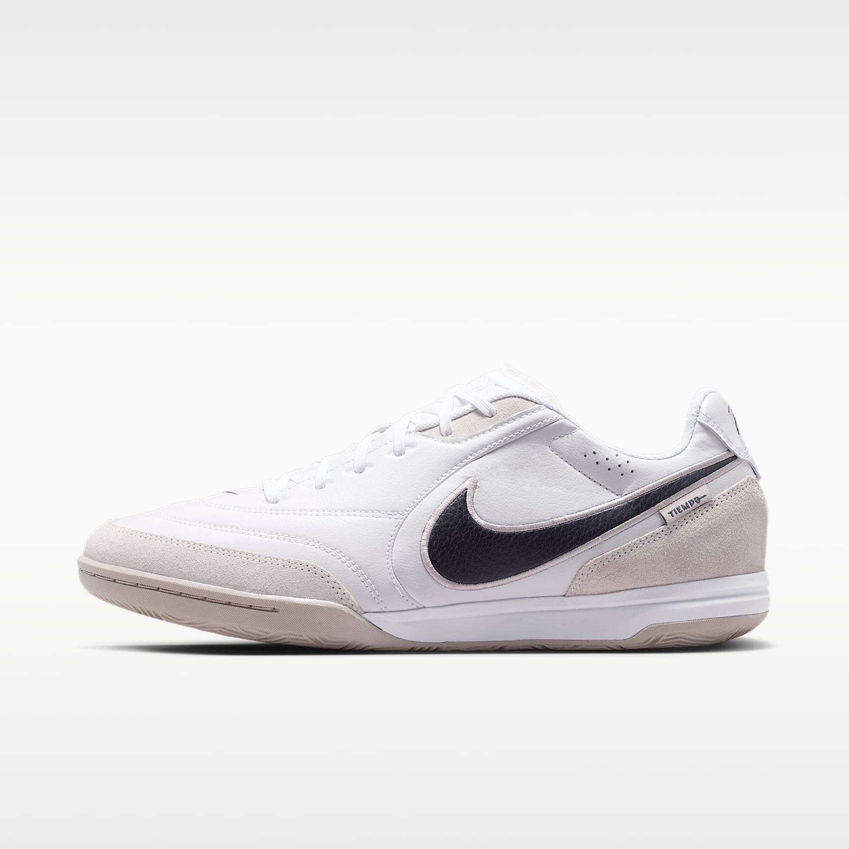Nike Tiempo Streetgato, Vit
